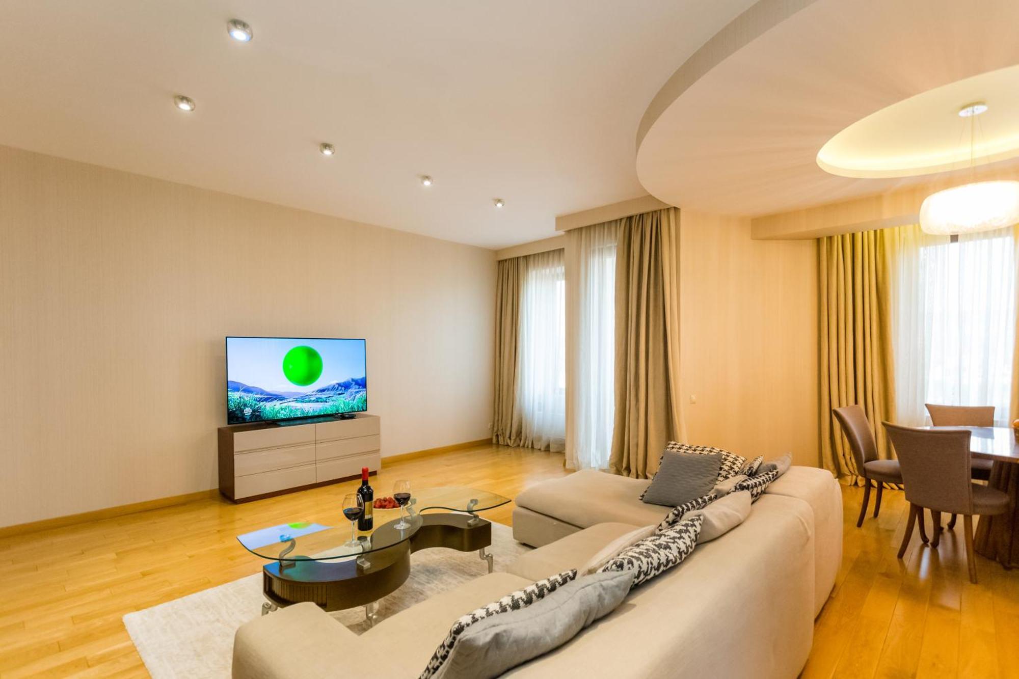 The Grand Apartment Lll Тбилиси Экстерьер фото