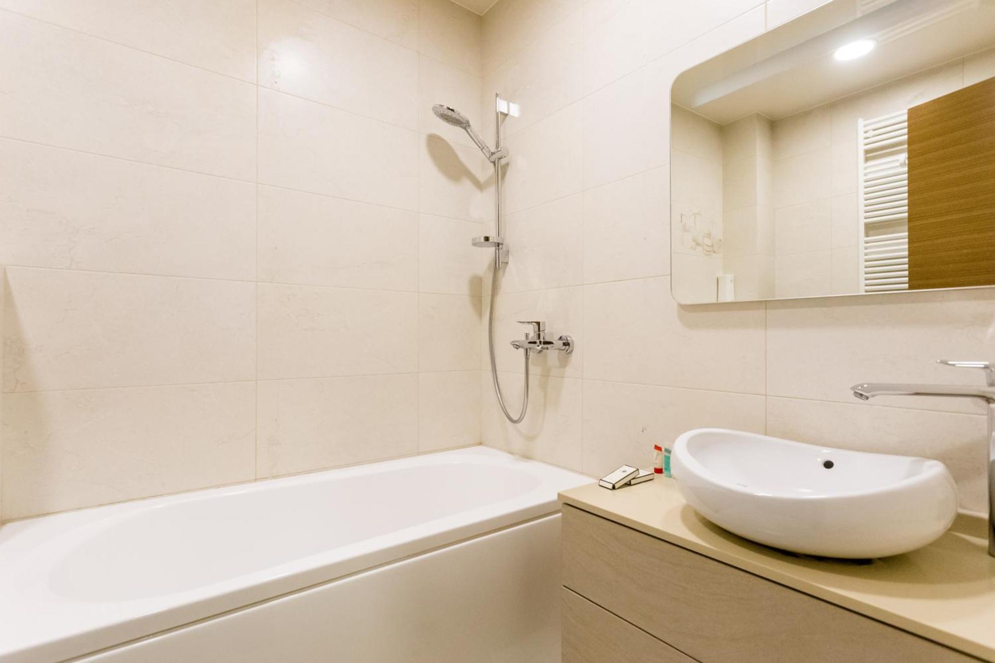 The Grand Apartment Lll Тбилиси Экстерьер фото